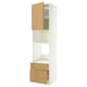 Une grande armoire METOD blanche avec des portes et des tiroirs en bois. Il a un design moderne et des étagères de rangement ouvertes.