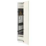 Une armoire de cuisine METOD blanche ouverte avec des étagères réglables, des tiroirs faciles à utiliser et un cadre robuste.