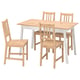 Table et chaises de cuisine, blanc et bois, plateau rectangulaire, pieds robustes, sièges et dossiers à lattes.