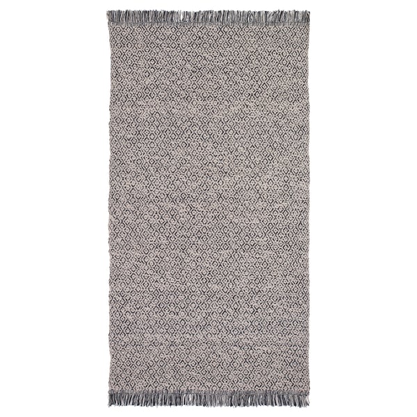 Tapis RÖRKÄR, gris, rectangulaire avec bords frangés, motifs de losanges complexes, 100 % coton.