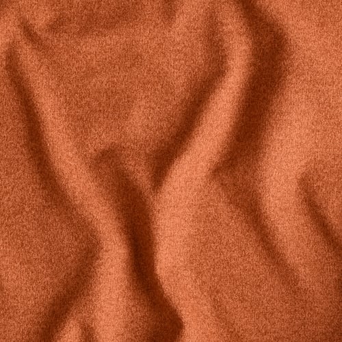 Tissu marron doux, froissé, probablement du polyester recyclé.