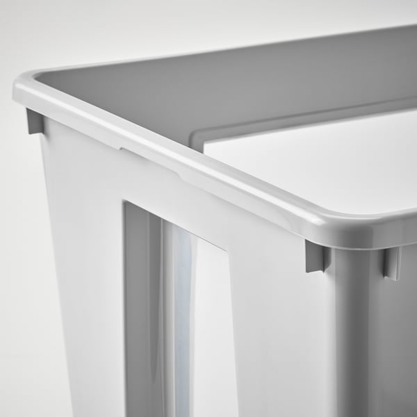 Conteneur de stockage durable et de haute qualité, avec des côtés transparents et des poignées intégrées, fabriqué en plastique recyclé.