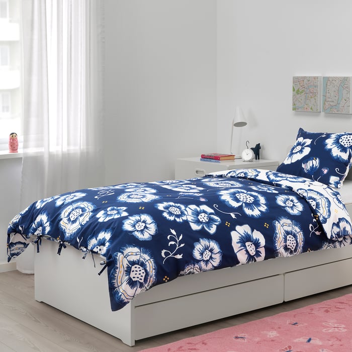 SÅNGLÄRKA Housse de couette et taie, fleur, bleu foncé blanc, 150x200