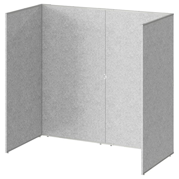 Séparateur de pièce gris SIDORNA, 3 panneaux, recouvert de tissu, avec cadres métalliques pour la division de l’espace de bureau.