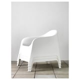 Fauteuil d’extérieur blanc, empilable, avec trou de drainage, résistant à la décoloration, stabilisé aux UV.