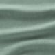 Texture du tissu gris verdâtre, montrant des plis doux, indiquant un matériau de haute qualité.