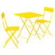 Ensemble de meubles de patio pliables jaune vif avec table carrée et deux chaises, en acier thermolaqué, idéal pour les petits espaces.