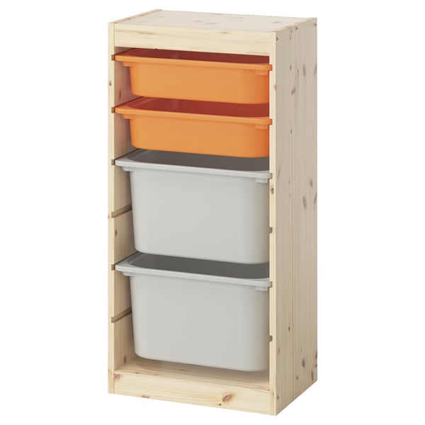 Unité de rangement TROFAST avec bacs orange et blancs, cadre en bois, trois étagères.