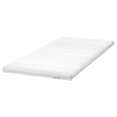 Couvre-matelas TUSSÖY blanc avec mousse à mémoire de forme, design élégant, confort doux.