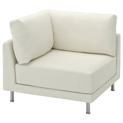 Fauteuil moderne beige rembourré avec pieds métalliques élégants, coussins moelleux, design d’angle.
