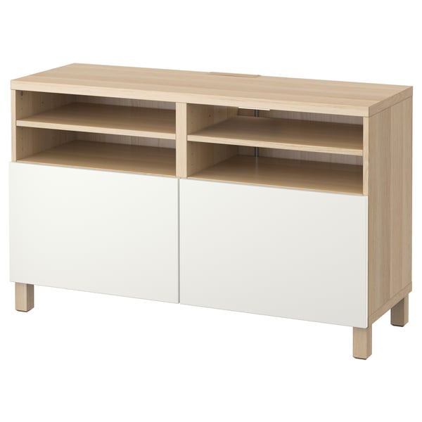 Ikea BESTÅ tv-meubel, mix wit/hout, 2 gesloten, 2 open planken, minimalistisch design.