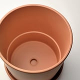 Terracotta plantenbak met afvoergat en schotel, gemaakt van hoogwaardige rode klei, ideaal voor vochtbeheersing van planten.