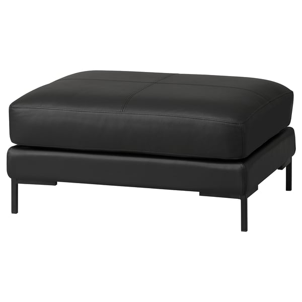 Zwarte leren poef met modern design, stevige metalen poten, vierkante vorm, comfortabele vulling.