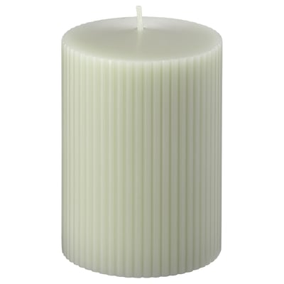 Witte GLASBJÖRK kaars, geribbeld design, rechtopstaand.