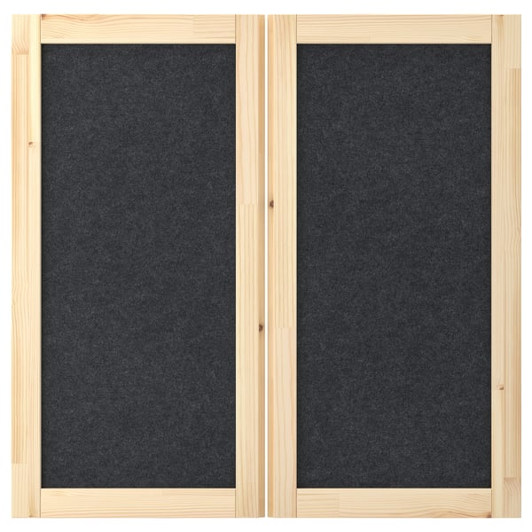 Twee zwartvilten prikborden met houten frame naast elkaar, ideaal voor notities en foto's.