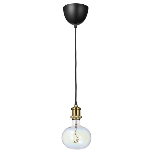 Deze afbeelding toont een hanglamp met een zwarte plafondbeker, gouden fitting en een decoratieve, bubbelachtige gloeilamp.