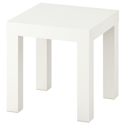Witte LACK bijzettafel, vierkante vorm, minimalistisch design, stevig hardboard en spaanplaat.
