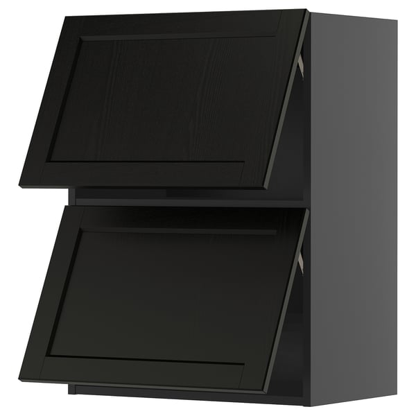 Zwarte houten keukenkasten met twee schuine deuren, strak en modern design.