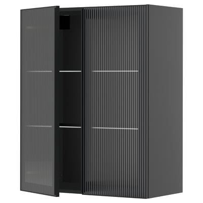 Donkergrijze METOD keukenkast met hejsta glazen deuren en verticaal rieten ontwerp. Slanke metalen handgrepen en verstelbare planken aan de binnenkant.