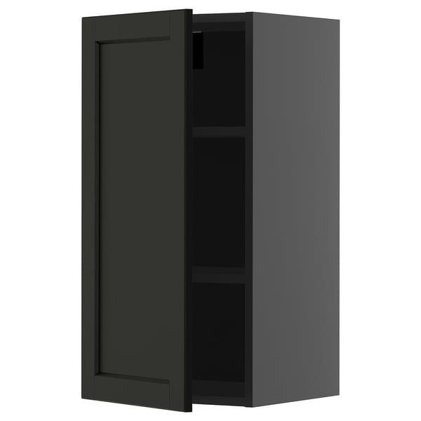 Moderne zwarte keukenkast met één verstelbare plank, aan de muur te bevestigen, vierkante vorm, minimalistisch design.