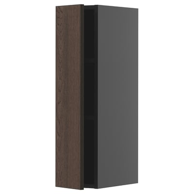 Moderne hoge kast, donkerbruin en grijs, houten structuur, strak design.