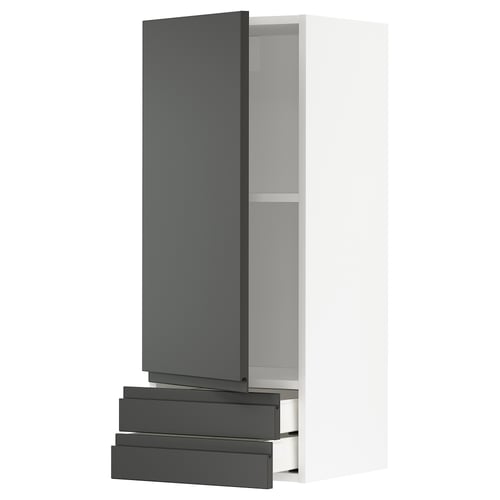 Moderne grijze keukenkast met soft-close lades en verstelbare planken.