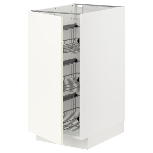 Witte METOD keukenkast met roosters.