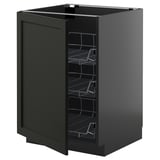 Zwarte keukenkast met uittrekbare draadrekken, modern design, metalen frames, donker gebeitste afwerking.
