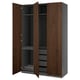 Deze afbeelding toont een open ikea PAX kledingkast in donkerbruin met interne planken en lades.