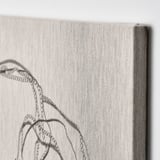 Canvas omwikkelde kunst met delicaat kettingmotief. Lichtgekleurde achtergrond en diep frame. Hoogwaardig vakmanschap zichtbaar.