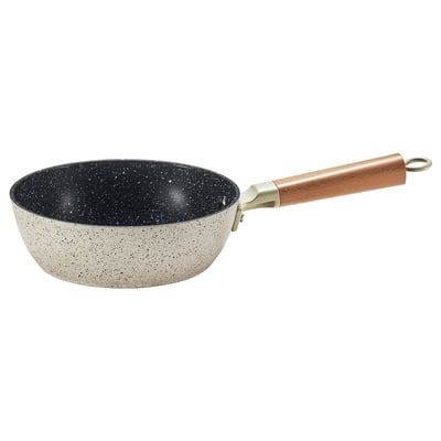 De puchellax koekenpan in het wit met een houten handvat en gouden accenten, ideaal voor het dagelijks koken.
