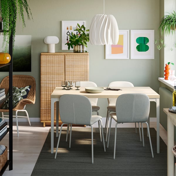 SKÅLSTA Tafel en 4 stoelen, eikenpatroon recht lichtgrijs-beige/Knäbäck beige kokervormig metaal/lichtgrijs-beige, 140x80 cm