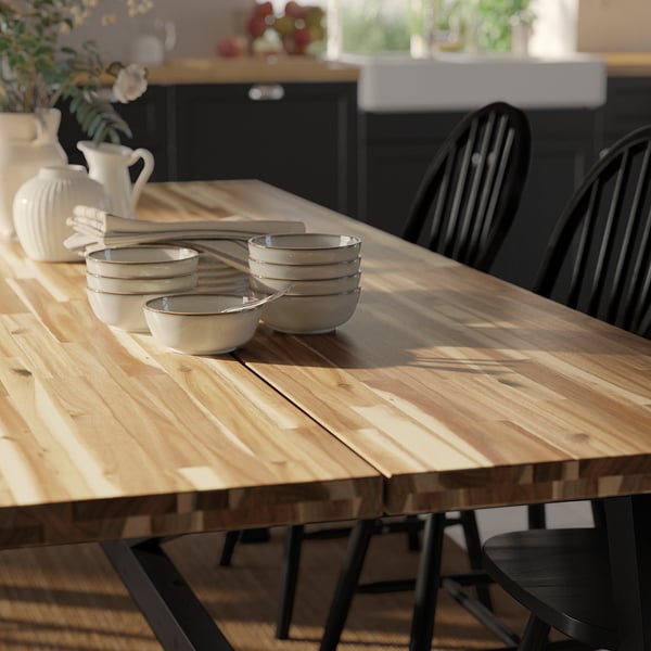 SKOGSTA / SKOGSTA Tafel met 6 stoelen, acacia/zwart, 235 cm