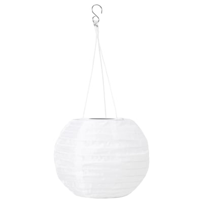 SOLVINDEN witte buitenlamp, bolvorm met gerecyclede pet kap, werkt op zonne-energie.