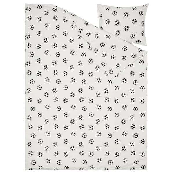 Witte SPORTSLIG dekbed & kussensloop set met zwarte voetbalprints. 80% katoen, ademend.