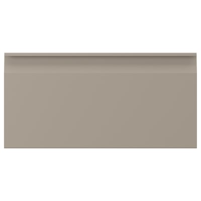 Beige UPPLÖV keukenkast met strakke, geïntegreerde handgrepen en strakke, afgeschuinde randen.