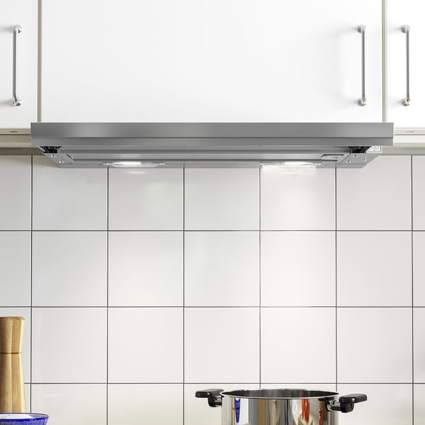 Moderne keuken met ingebouwde UTDRAG afzuigkap, led verlichting en afzuigkap.