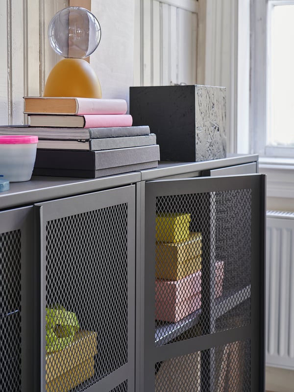 Ivar خزانة مع أبواب رمادي فتحة شبكة Ikea