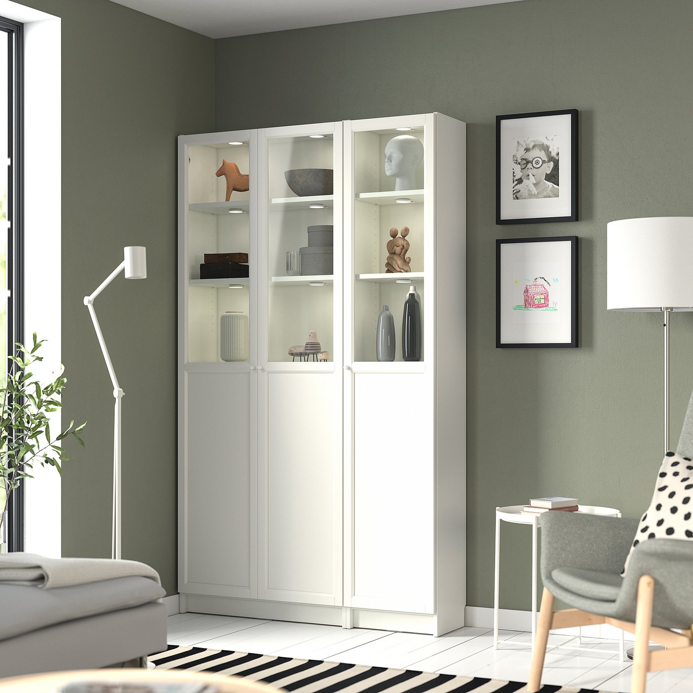 BILLY / OXBERG bookcase with panel/glass doors, white/glass