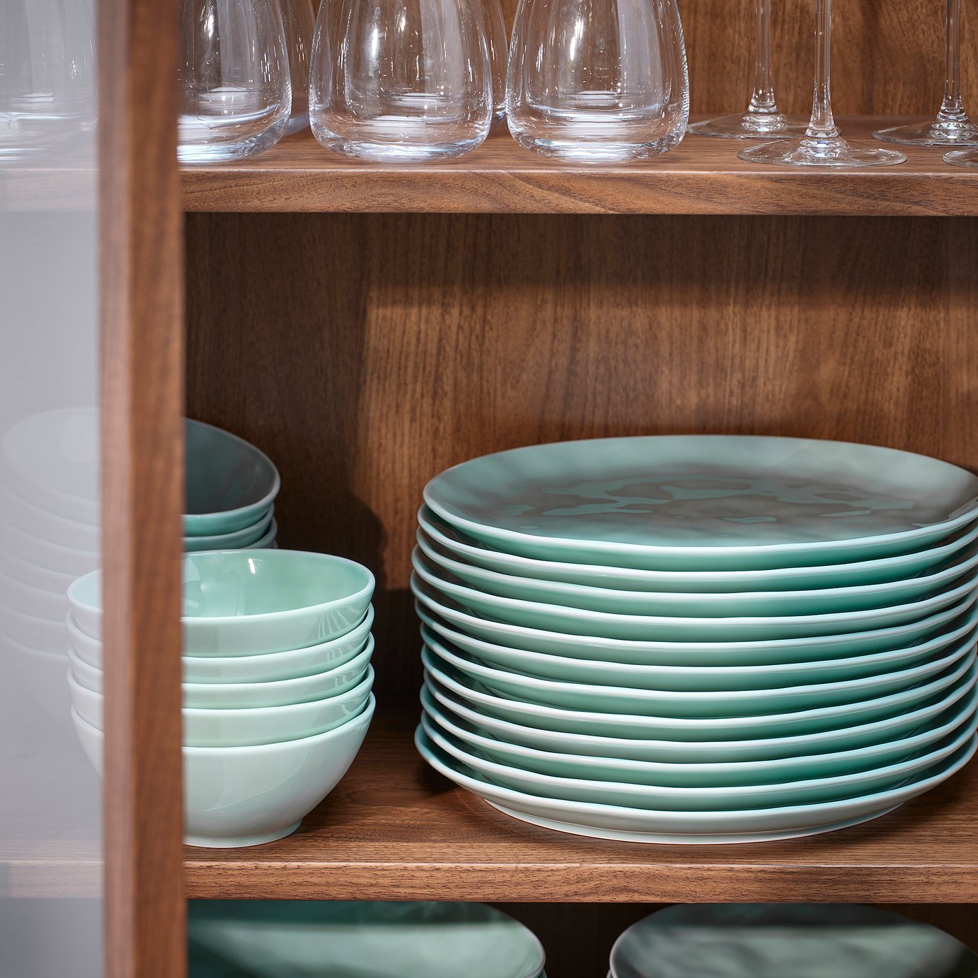 FORELLTETRA plate, turquoise/gray, 29x25 cm (11 ½x10