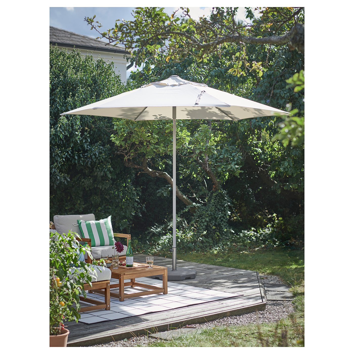 JOGGESÖ Patio umbrella, light grey-beige, 300 cm (1181/8) - IKEA CA