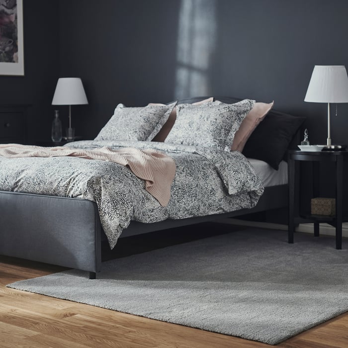 KNARDRUP rug, low pile, light gray, 200x300 cm (6'7"x9'10") IKEA CA