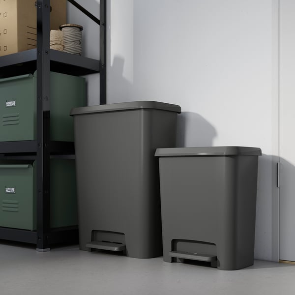 KNÖCKLA Step trash can, dark gray, 13 gallon