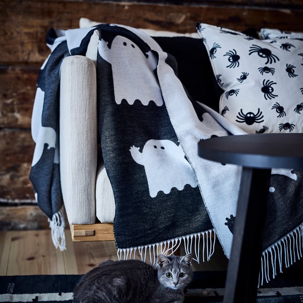 KUSTFYR Throw, ghost pattern black/white, 51x67 "