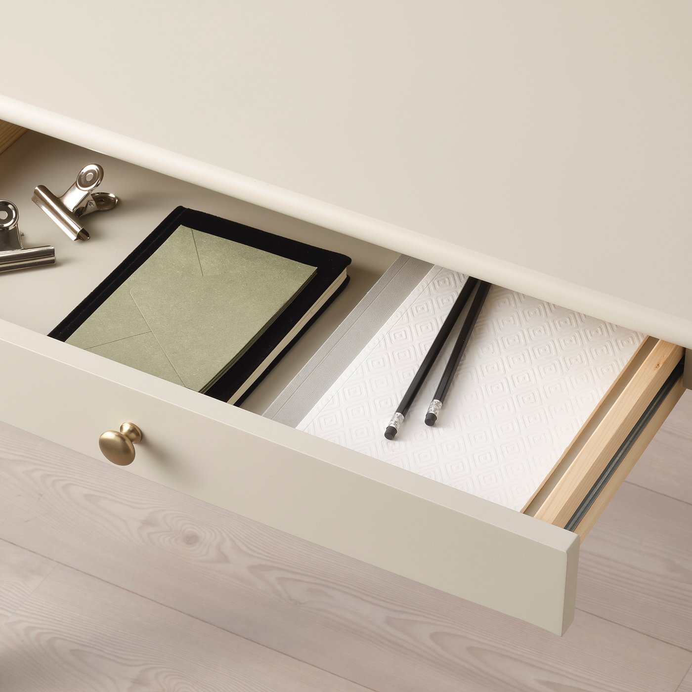 ikea ロマルプ　デスク　イケア LOMMARP desk, light beige, 90x54 cm (353/8x211/4