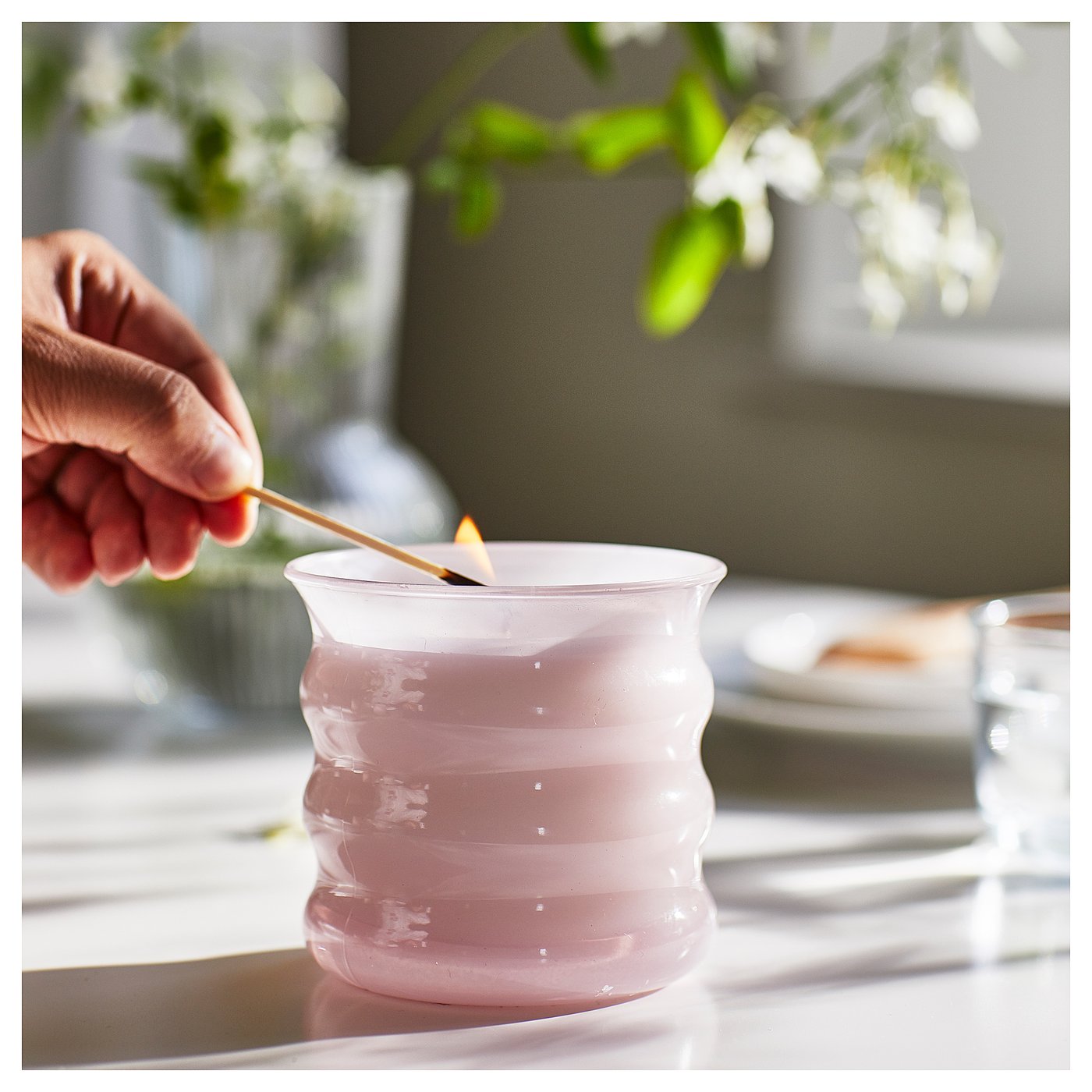 LUGNARE scented candle in glass, Jasmine/pink, 50 hr - IKEA CA