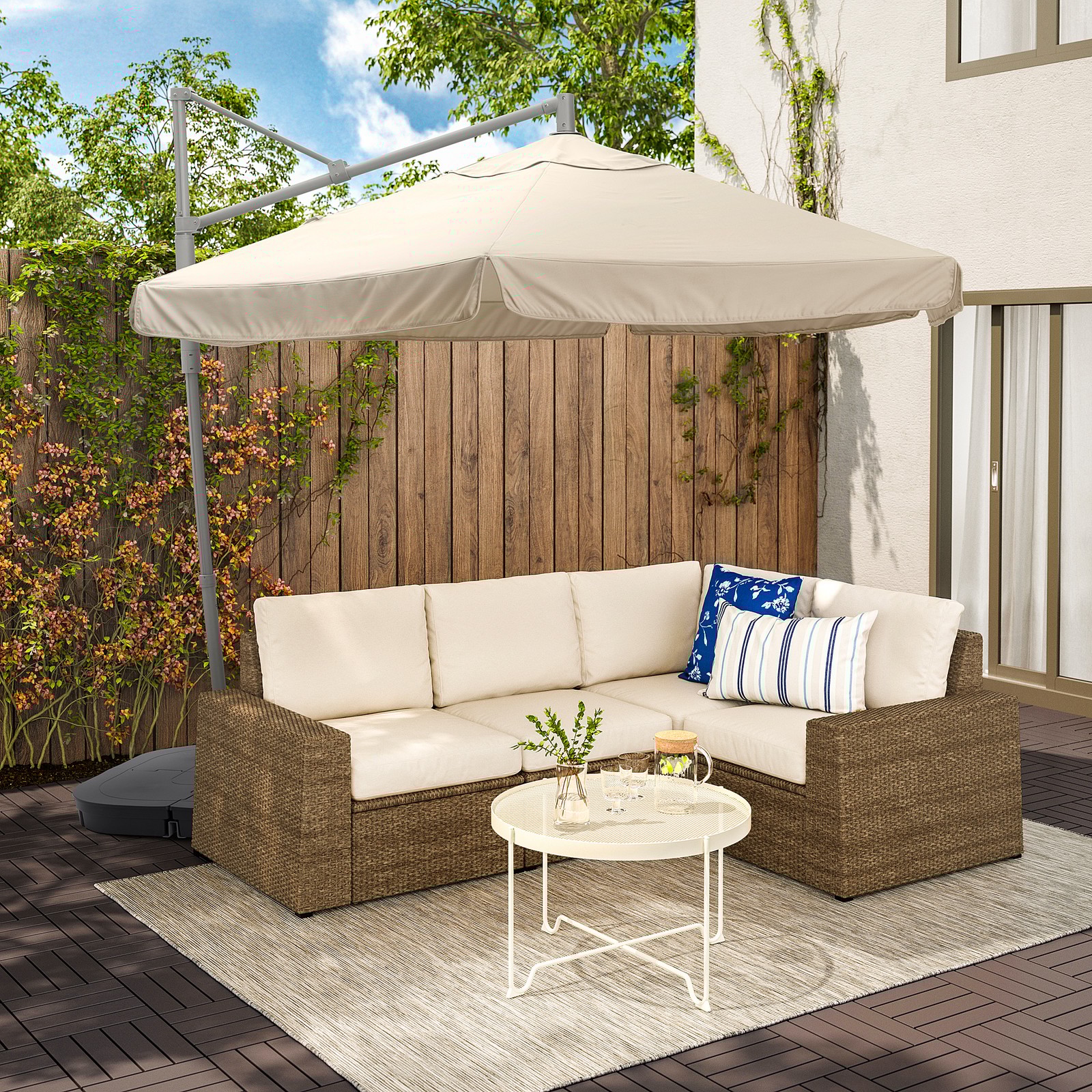 OXNÖ / VÅRHOLMEN Offset patio umbrella gray, beige IKEA