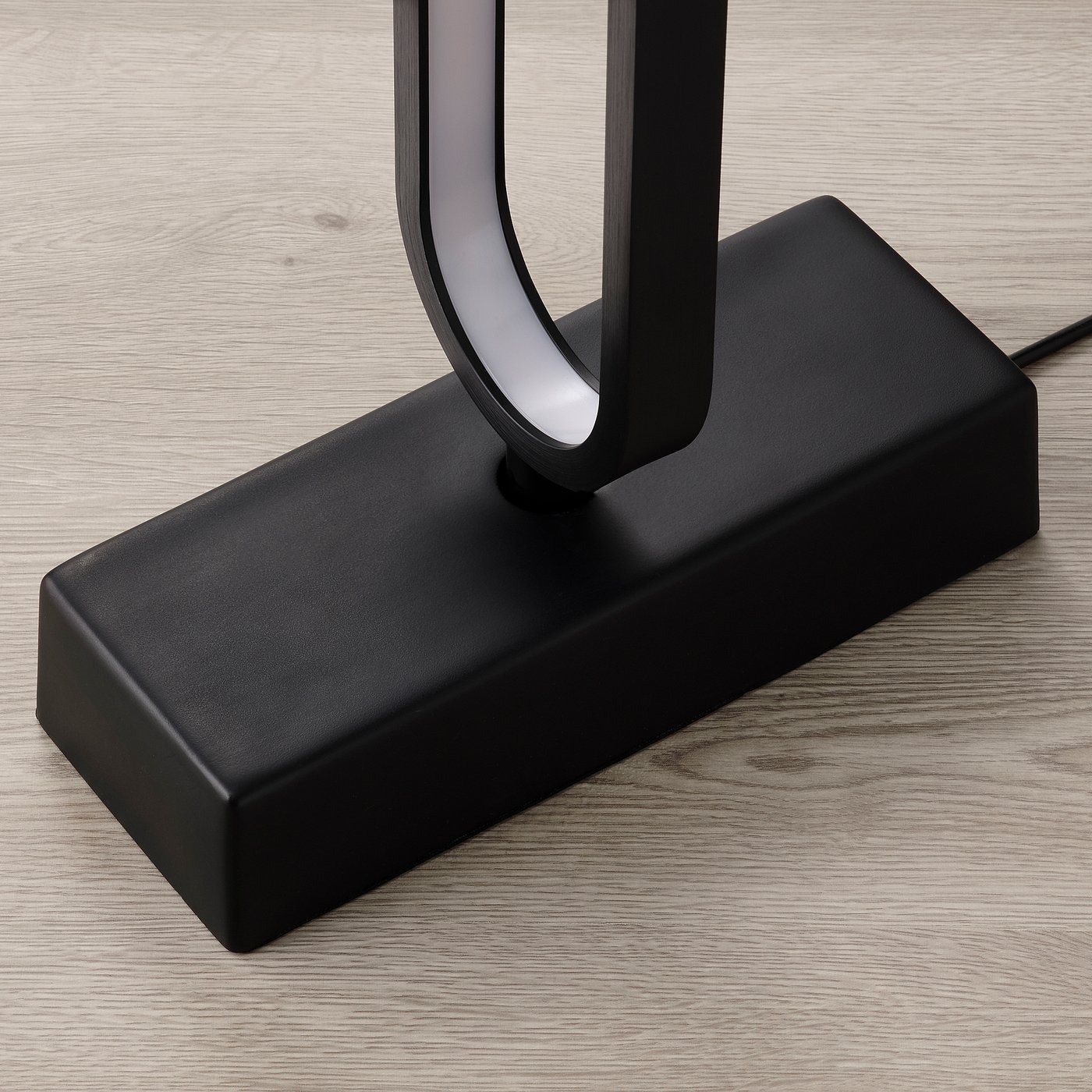 IKEA PILSKOTT ピルスコット LEDフロアランプ　スマート　照明 PILSKOTT LED floor lamp, smart black - IKEA CA