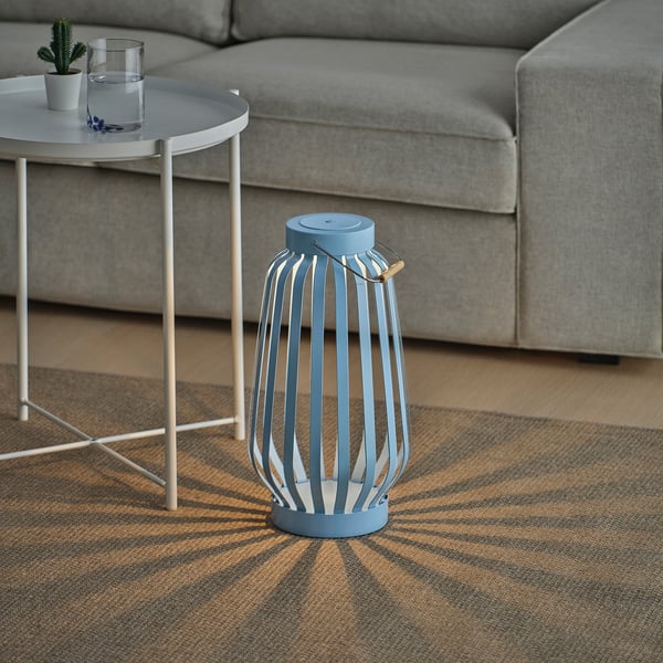 SOLVINDEN LED floor lamp, blue/stripe battery operated, 17 "