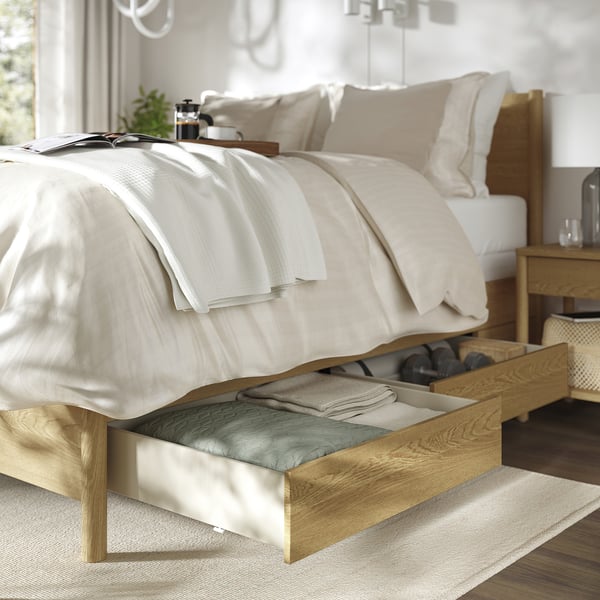TONSTAD Bed frame with storage, oak veneer/Lyngör white, Queen